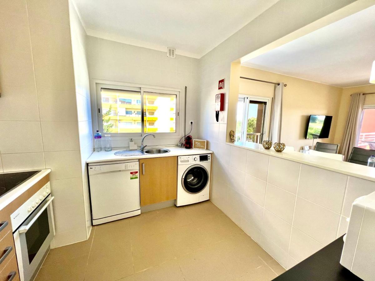 Beachfront Seaview Litoralmar Apt, Fast Wifi, Airco, Pool, Private Parking Portimão Exterior foto